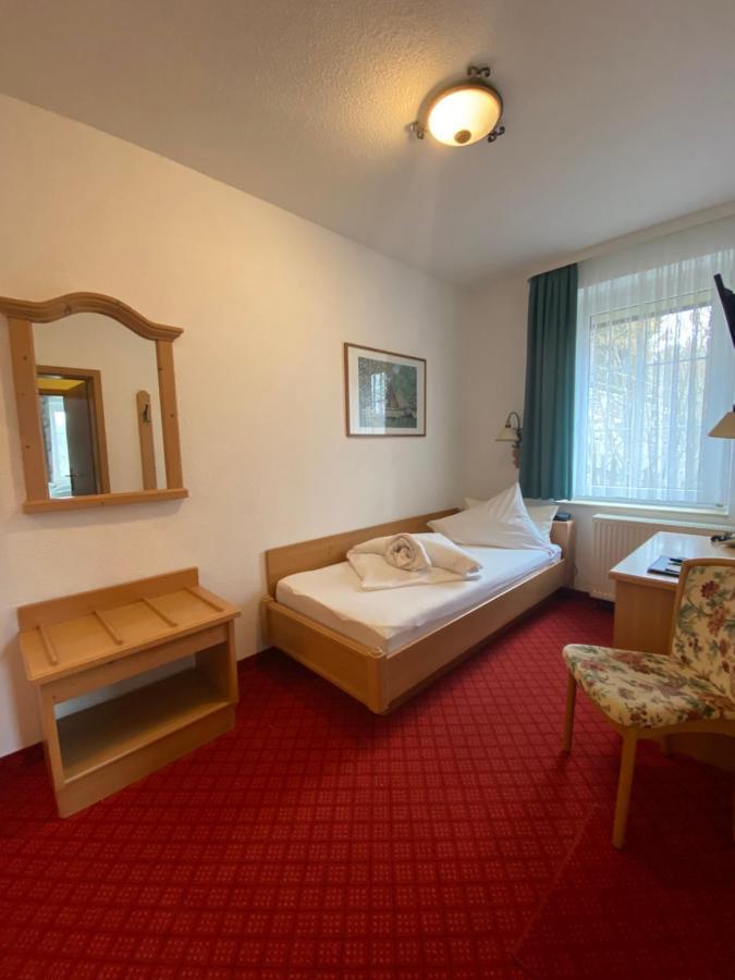 Muldenschlosschen Hotel Lunzenau Екстериор снимка