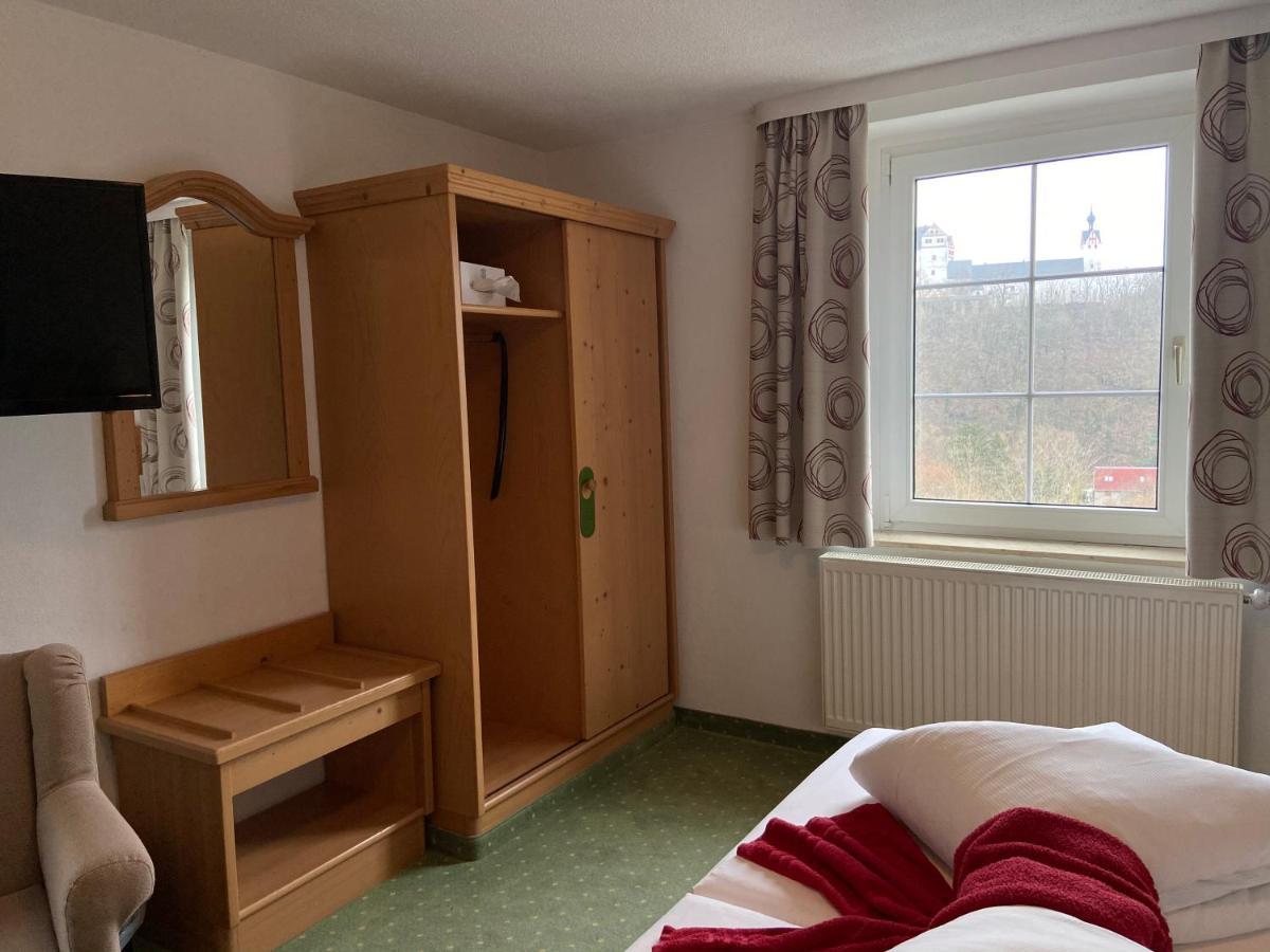 Muldenschlosschen Hotel Lunzenau Екстериор снимка
